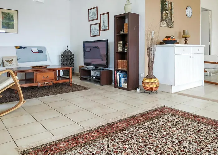 Holiday home Beautiful In With Wifi Caux
