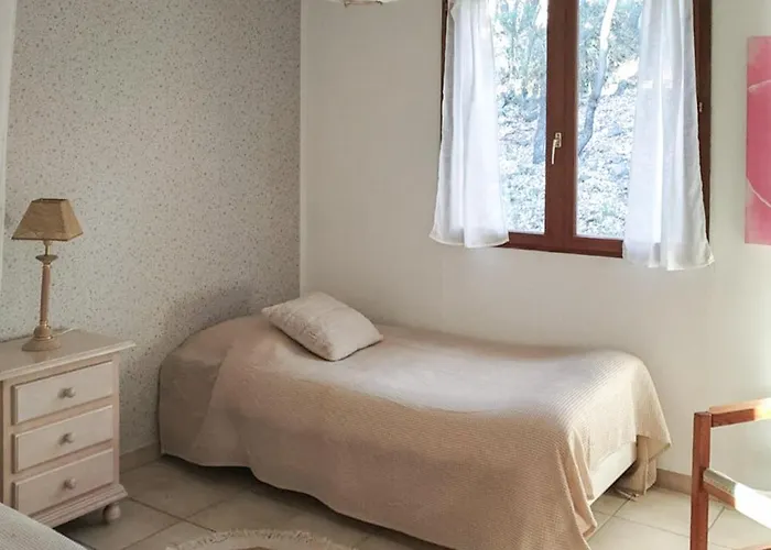 Beautiful In With Wifi Holiday home Caux